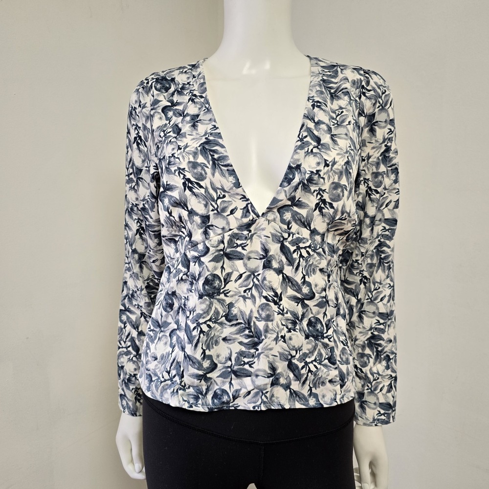 Abercrombie & Fitch Top Blouse Size M V-Neck Floral Fruit Printed Smocked Back